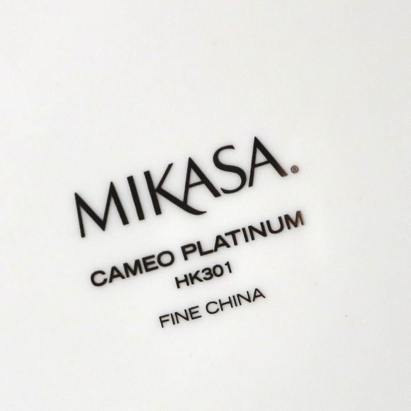 Set of 4 MIKASA White Cameo Platinum Dinner Plate Fine China Dinnerware Formal - Picture 6 of 6